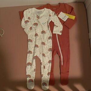 O2 Baby Organic Cotton - Rainbow & Rust Zip One-Piece Sleepers 2 Pack